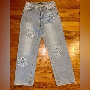 Cali1850 Floral Embroidered Women’s Jeans 7/28